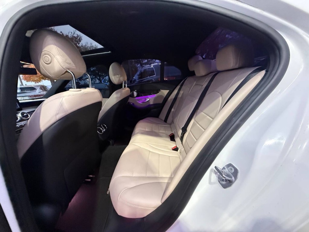 2019 Mercedes-Benz C-Class Image 25