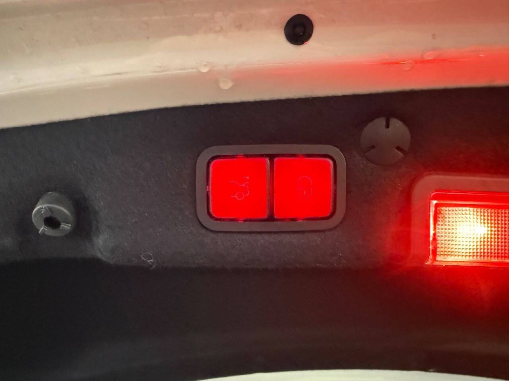 2019 Mercedes-Benz C-Class Image 29