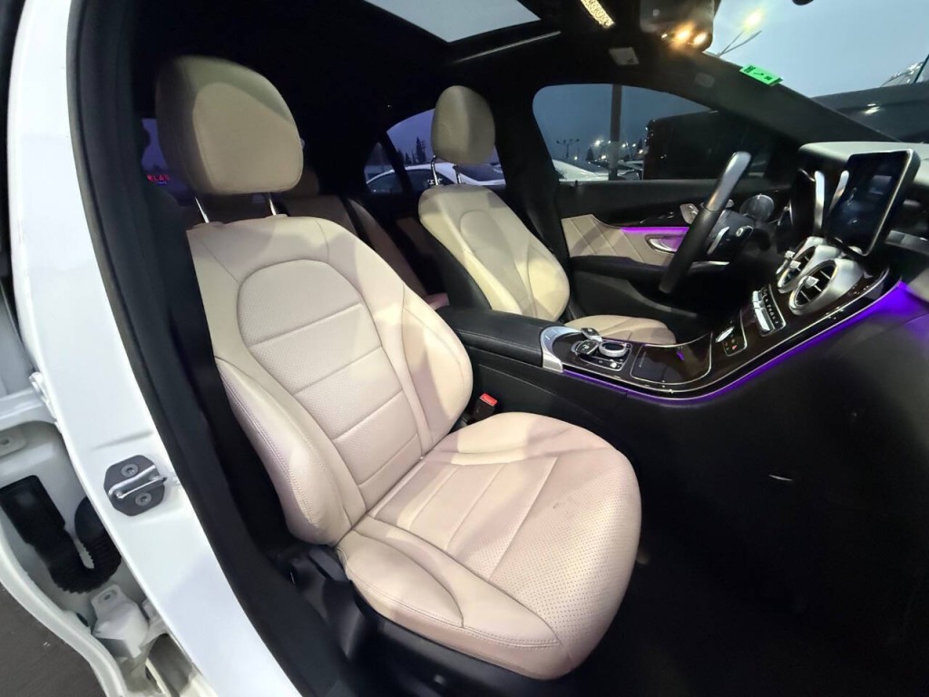 2019 Mercedes-Benz C-Class Image 34