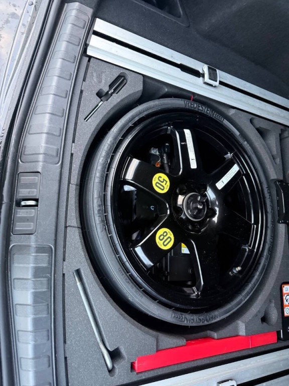 2018 Alfa Romeo Stelvio Image 16