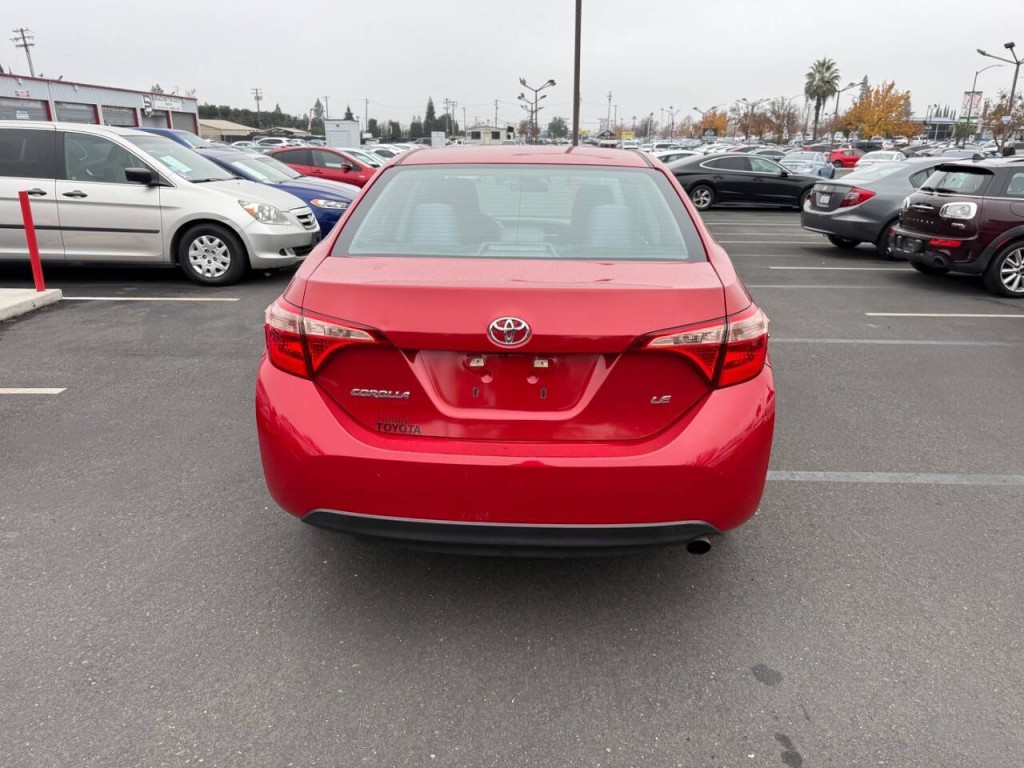 2017 Toyota Corolla Image 6