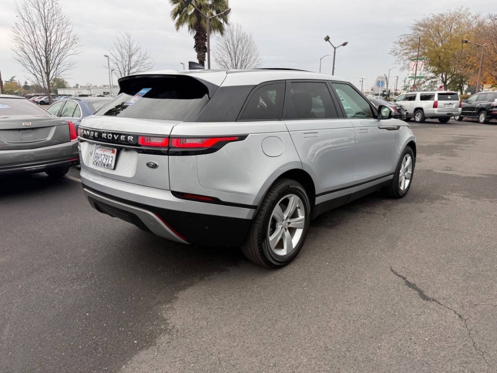 2018 Land Rover Range Rover Image 5