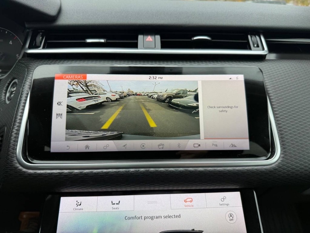 2018 Land Rover Range Rover Image 18