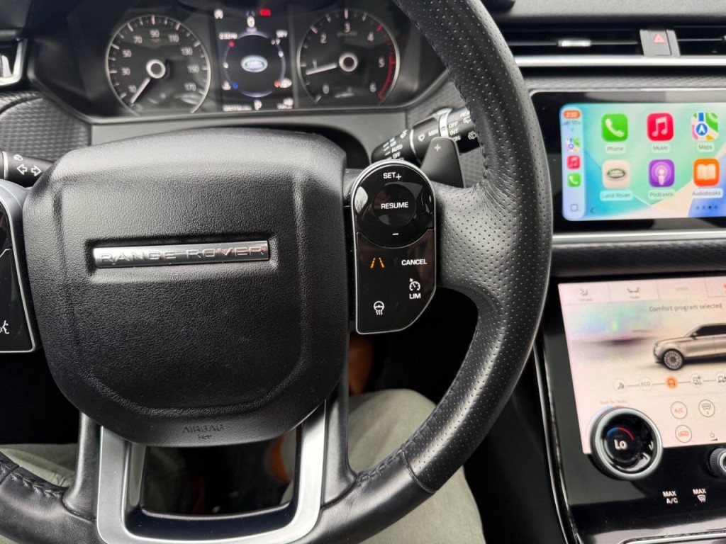 2018 Land Rover Range Rover Image 20