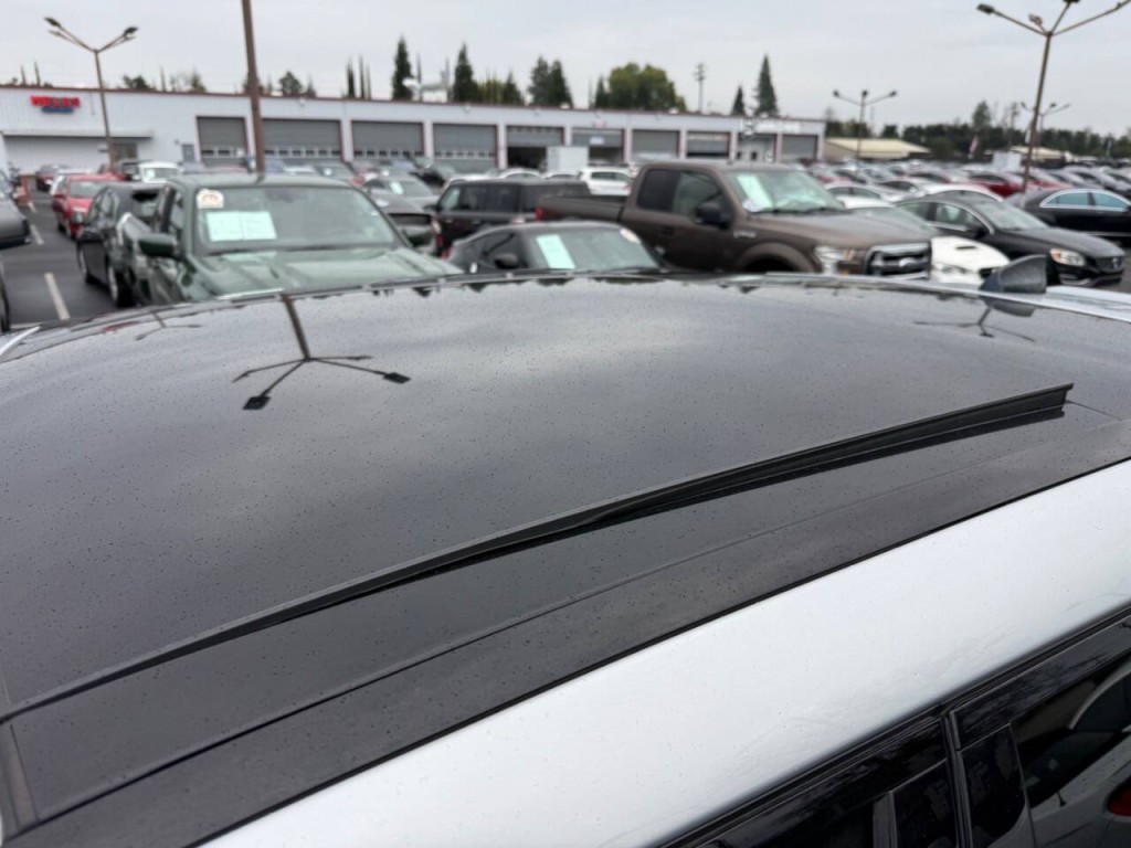 2018 Land Rover Range Rover Image 36