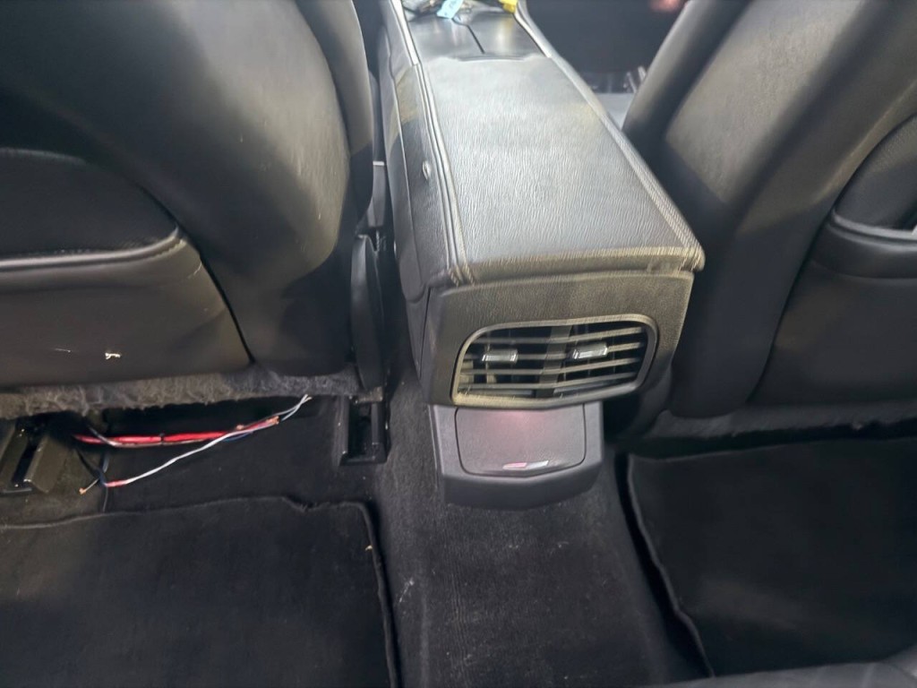 2013 Lincoln MKZ Image 11