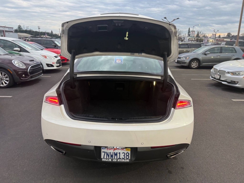 2013 Lincoln MKZ Image 27