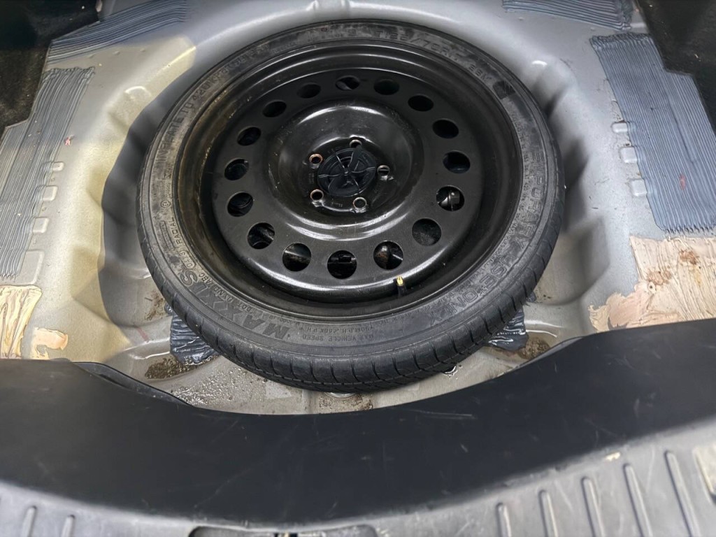 2013 Lincoln MKZ Image 29