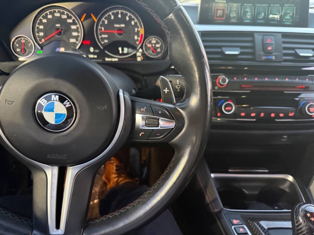 2017 BMW M4 Image 18