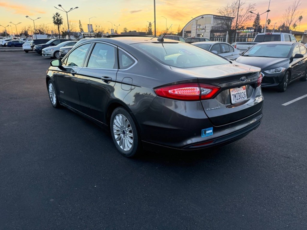 2016 Ford Fusion Image 7