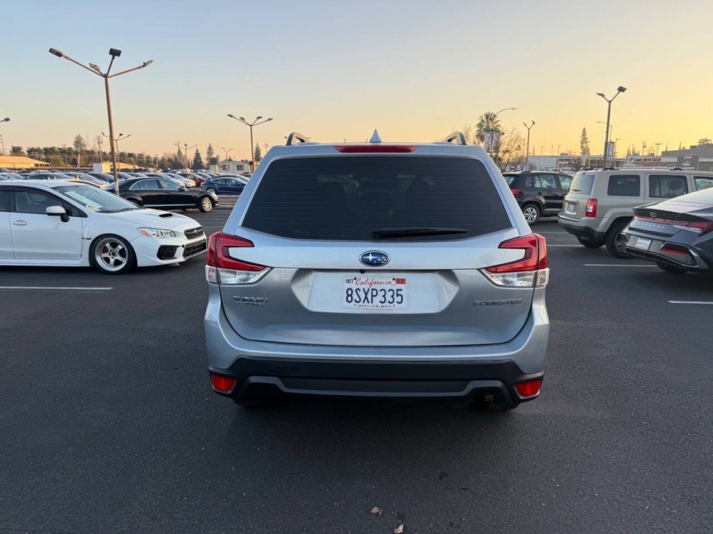 2020 Subaru Forester Image 6