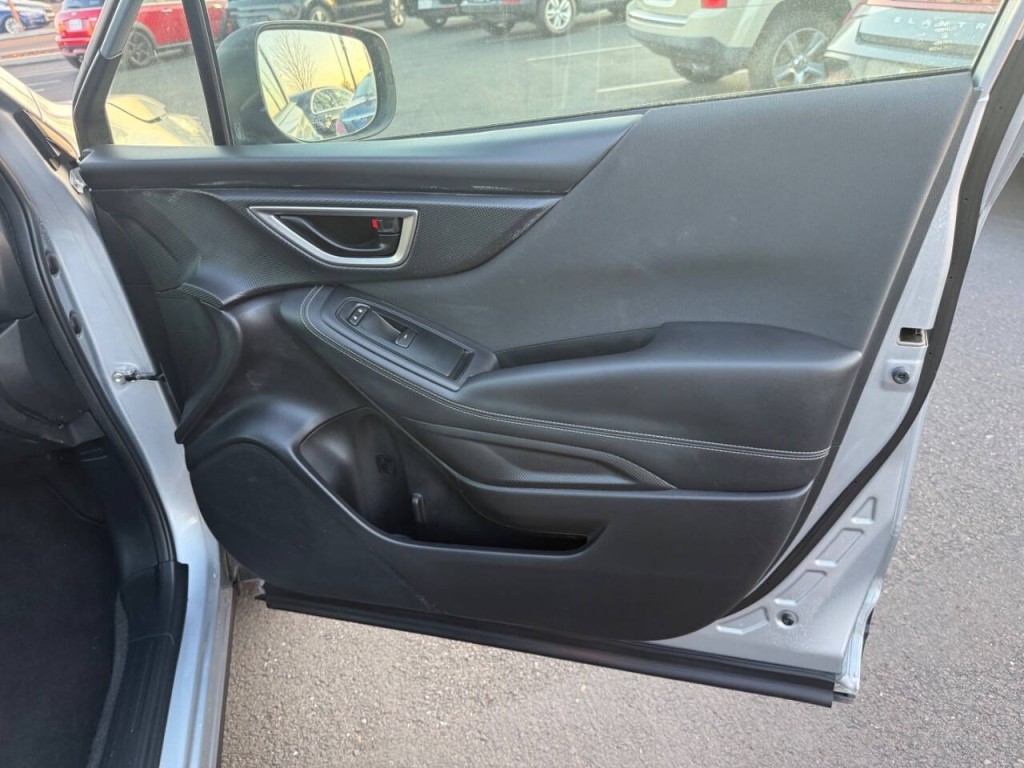 2020 Subaru Forester Image 24