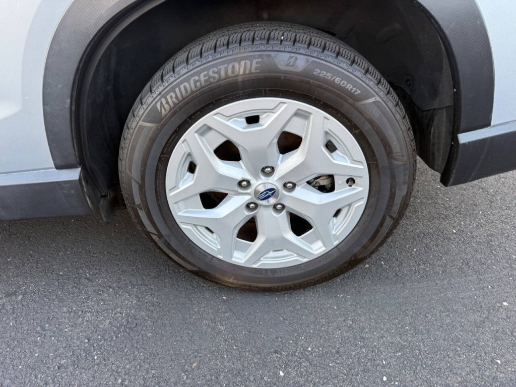 2020 Subaru Forester Image 30