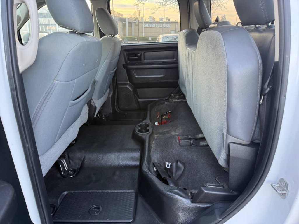 2018 RAM 1500 Image 12