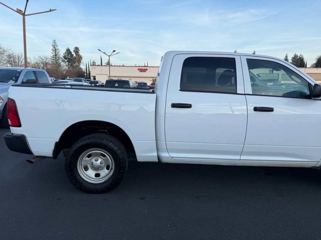 2018 RAM 1500 Image 28