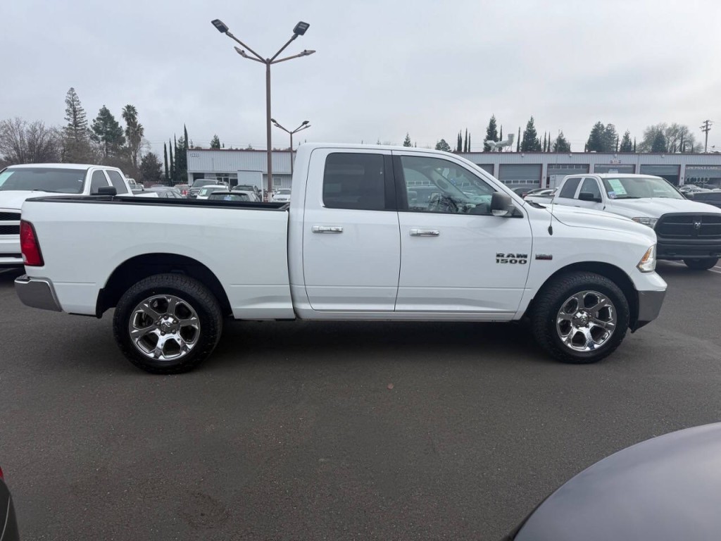 2015 RAM 1500 Image 4