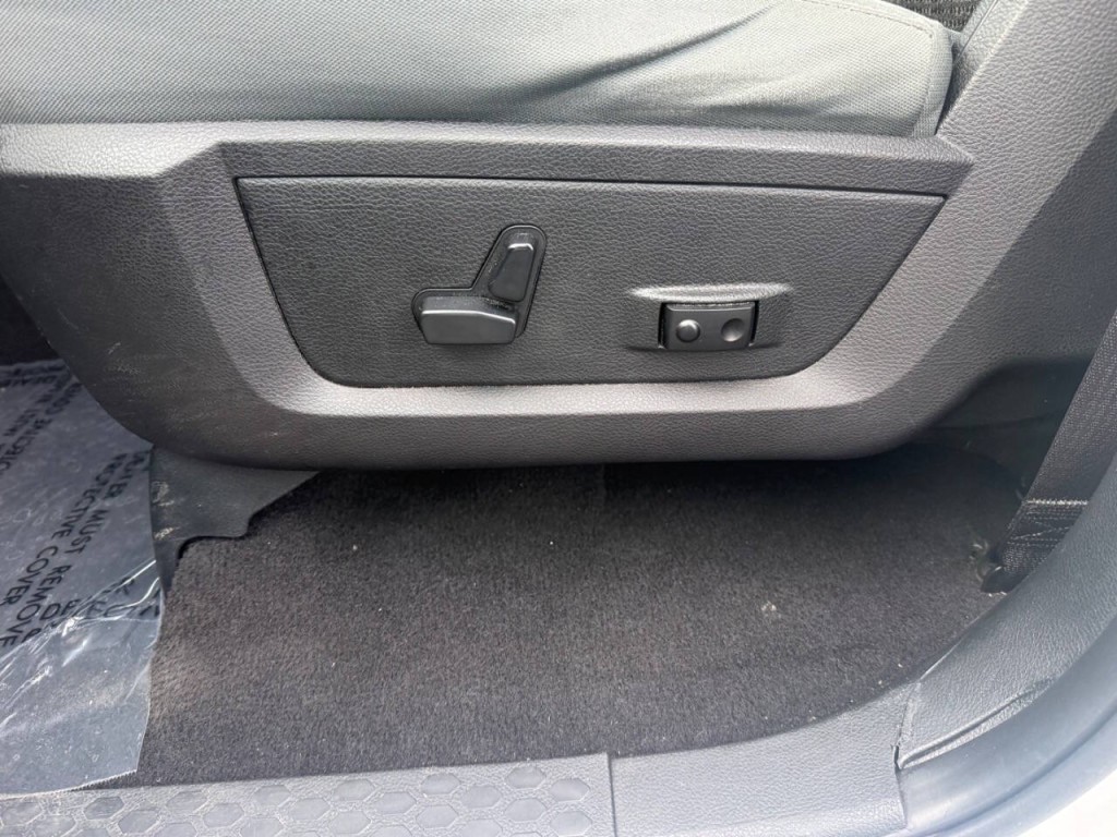 2015 RAM 1500 Image 23