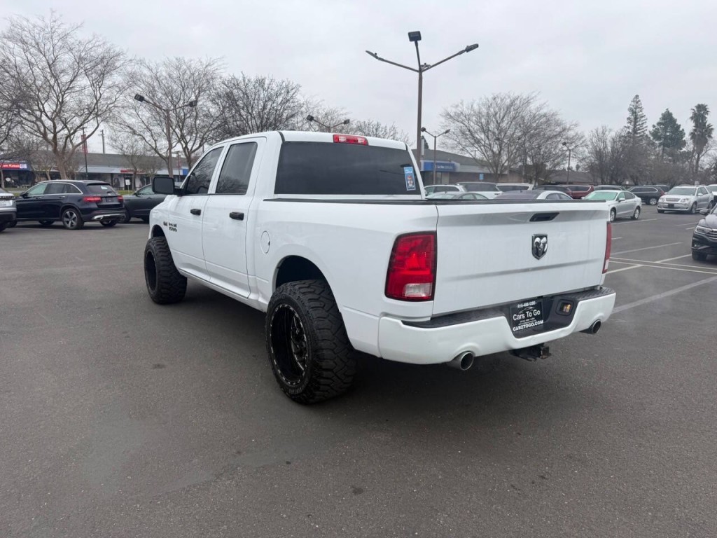 2015 RAM 1500 Image 7