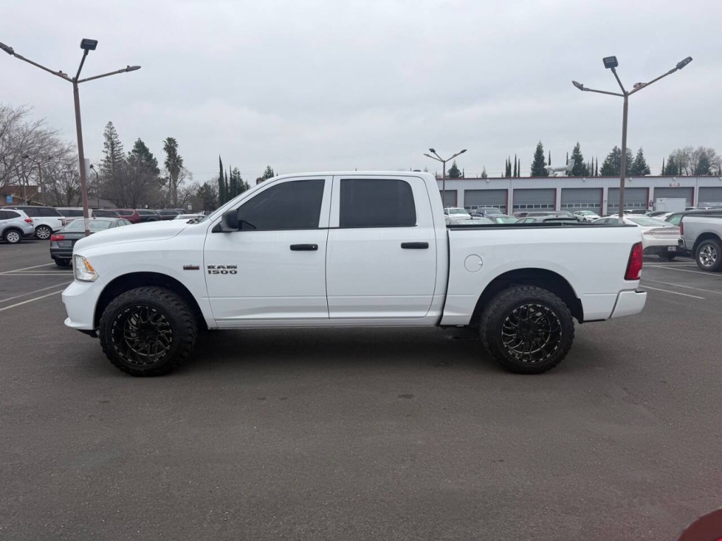 2015 RAM 1500 Image 8