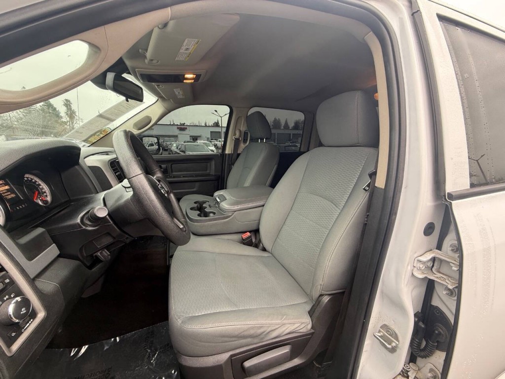 2015 RAM 1500 Image 11