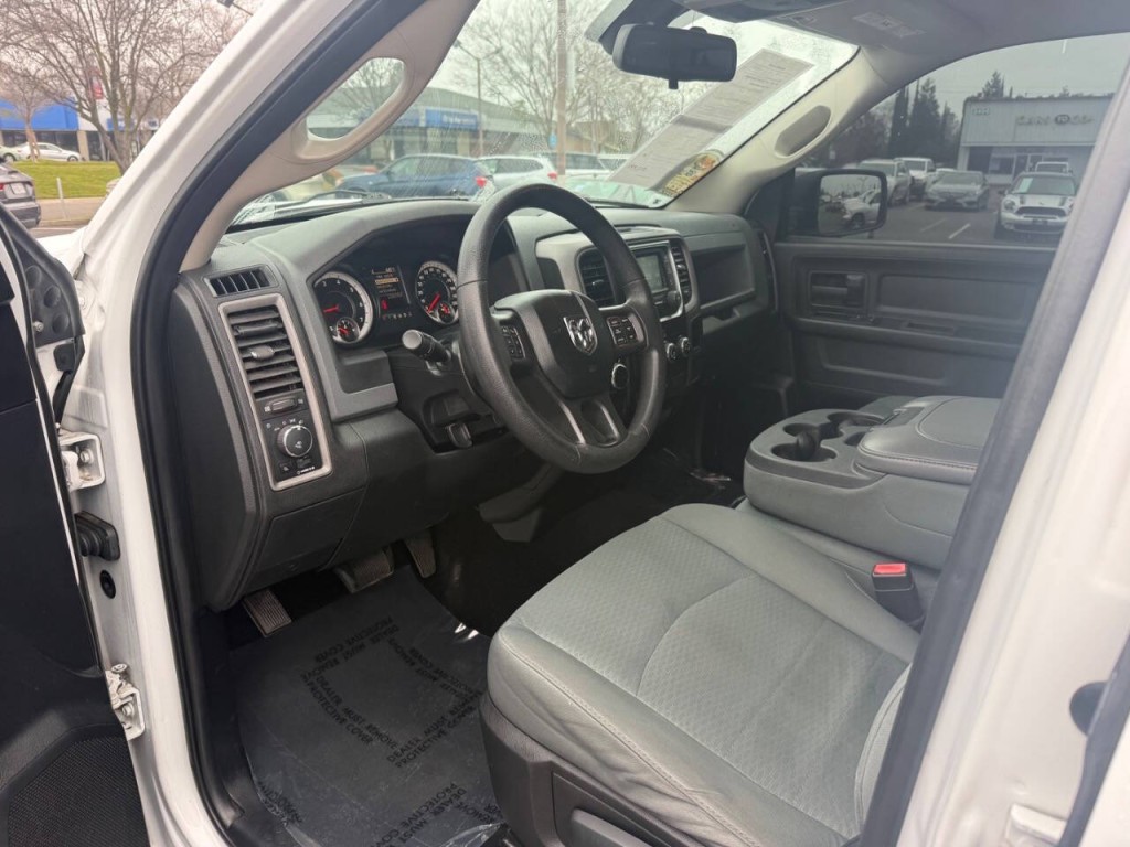 2015 RAM 1500 Image 12