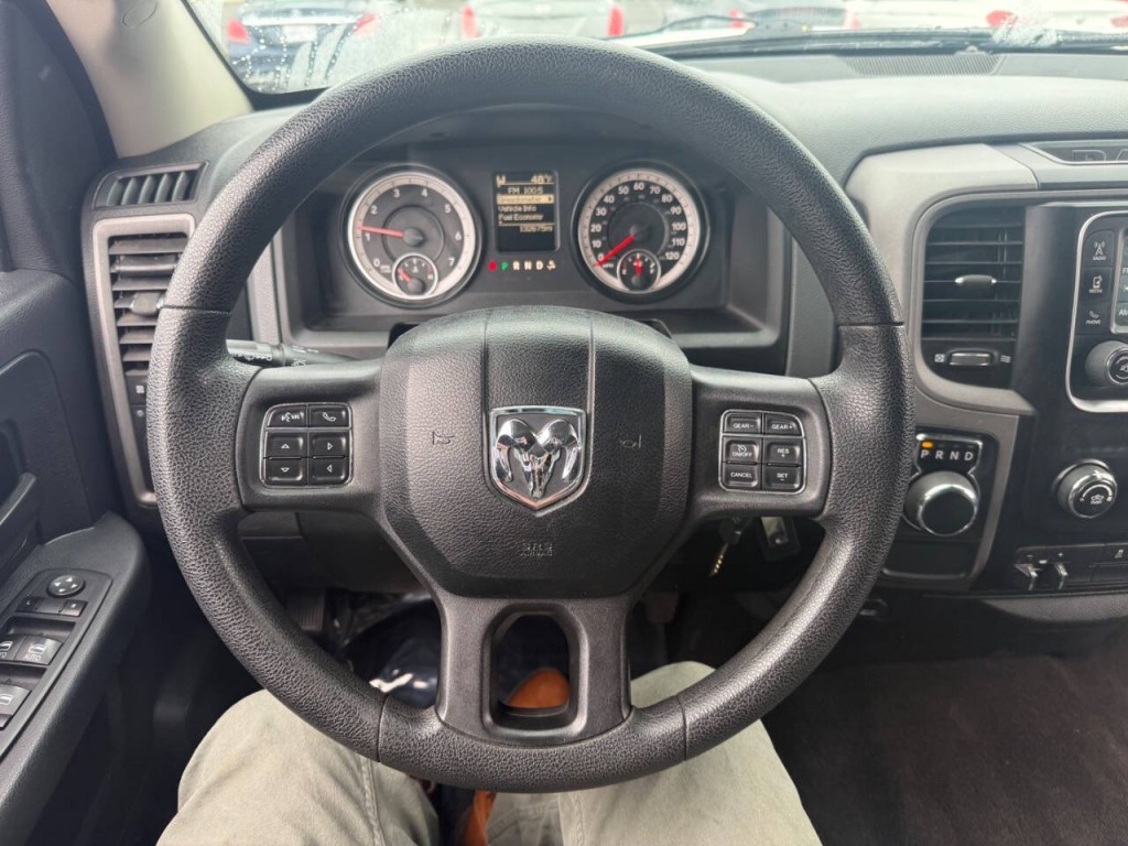 2015 RAM 1500 Image 13