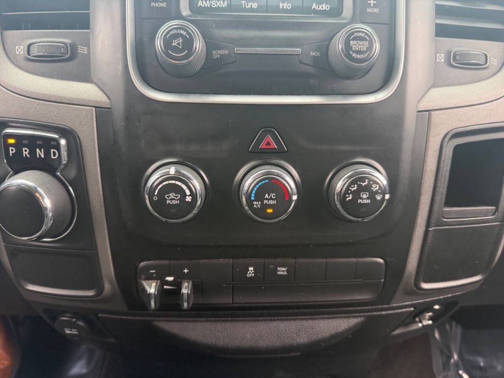 2015 RAM 1500 Image 17