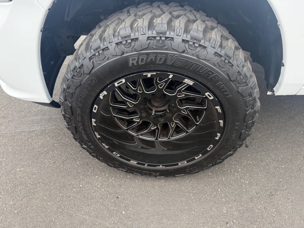 2015 RAM 1500 Image 26