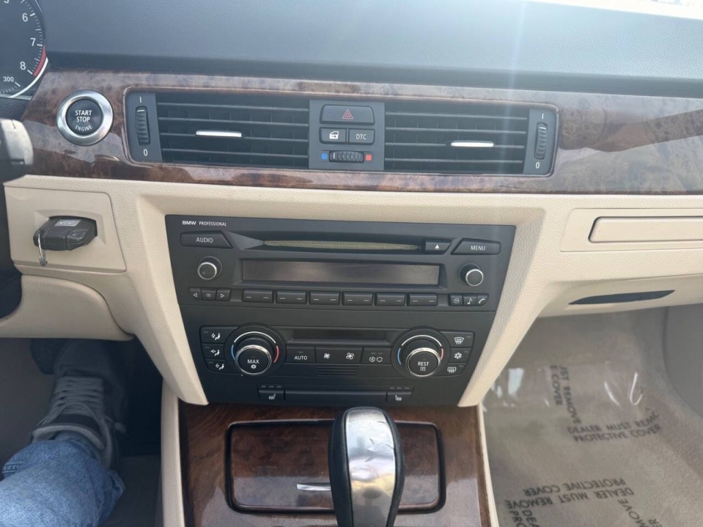 2007 BMW 3 Series Image 14