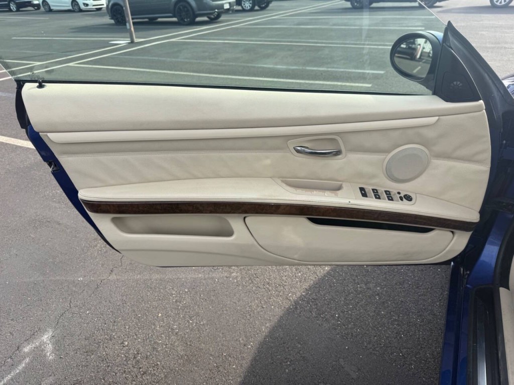 2007 BMW 3 Series Image 19