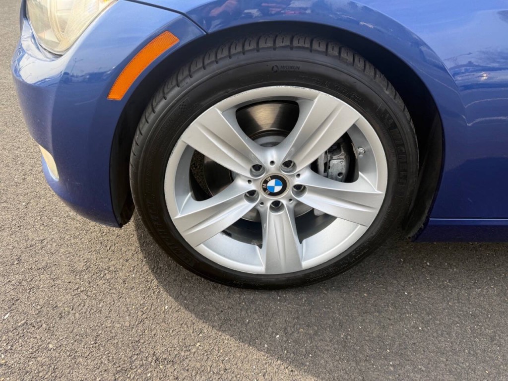 2007 BMW 3 Series Image 28