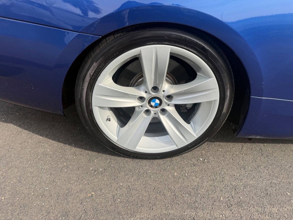 2007 BMW 3 Series Image 30