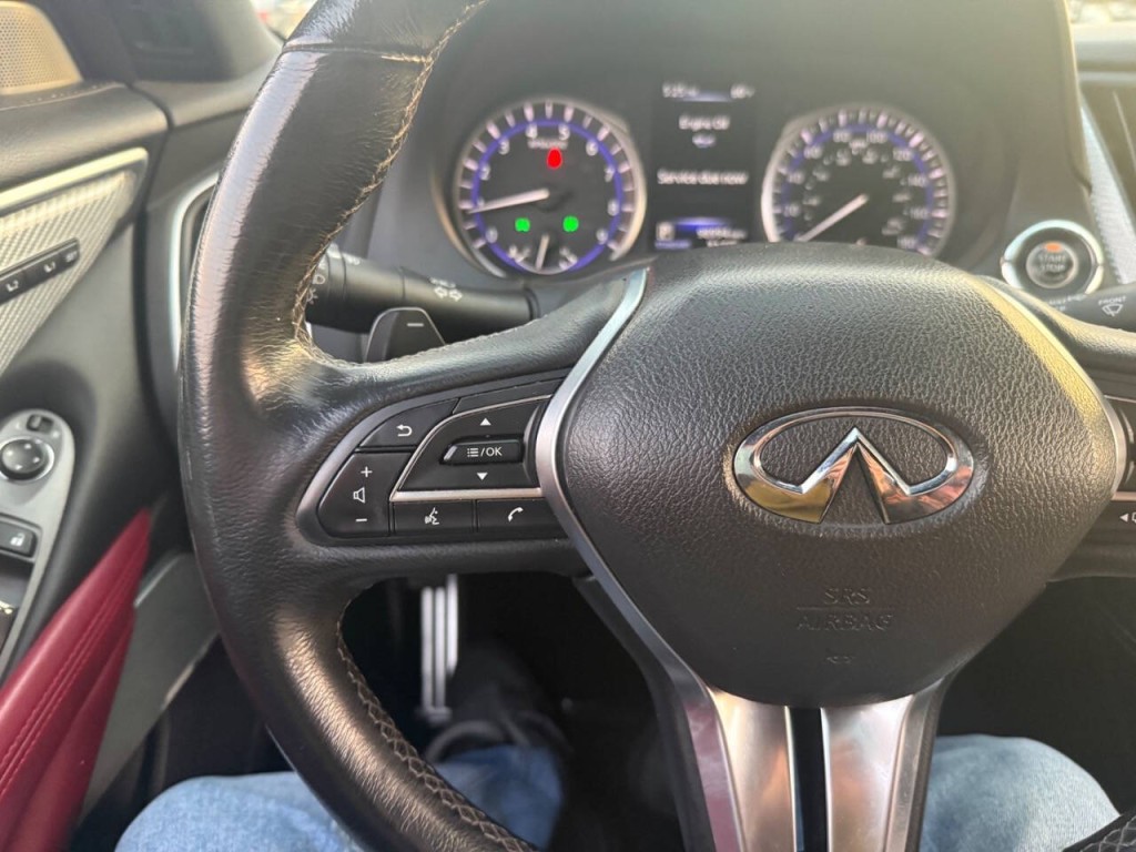 2018 INFINITI Q60 Image 13