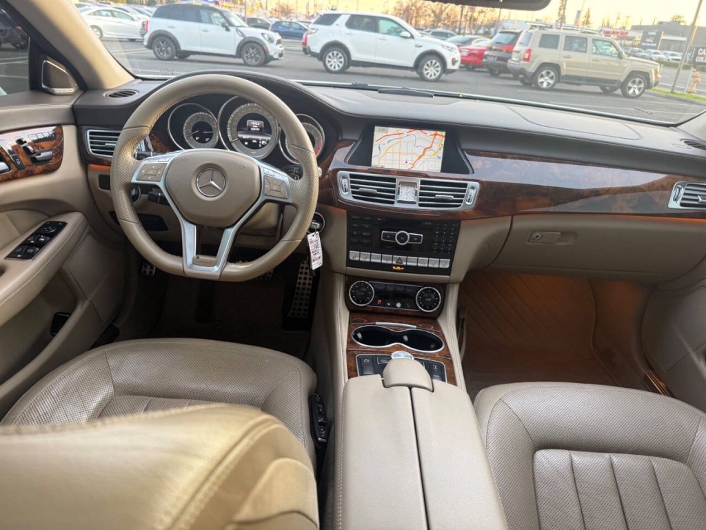 2013 Mercedes-Benz CLS-Class Image 9
