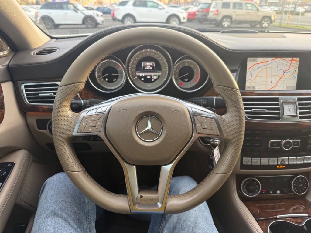 2013 Mercedes-Benz CLS-Class Image 11