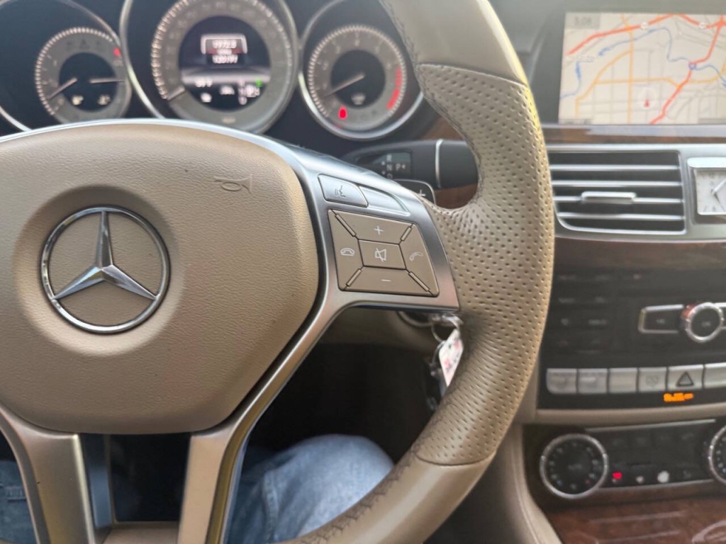 2013 Mercedes-Benz CLS-Class Image 12