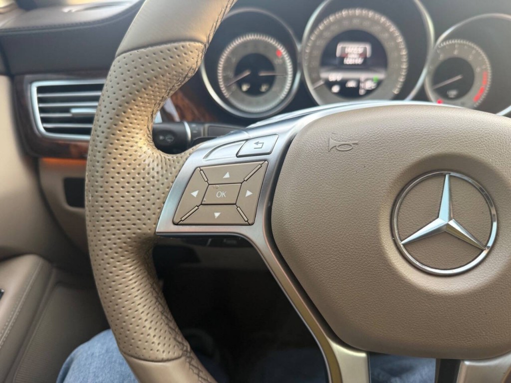 2013 Mercedes-Benz CLS-Class Image 13