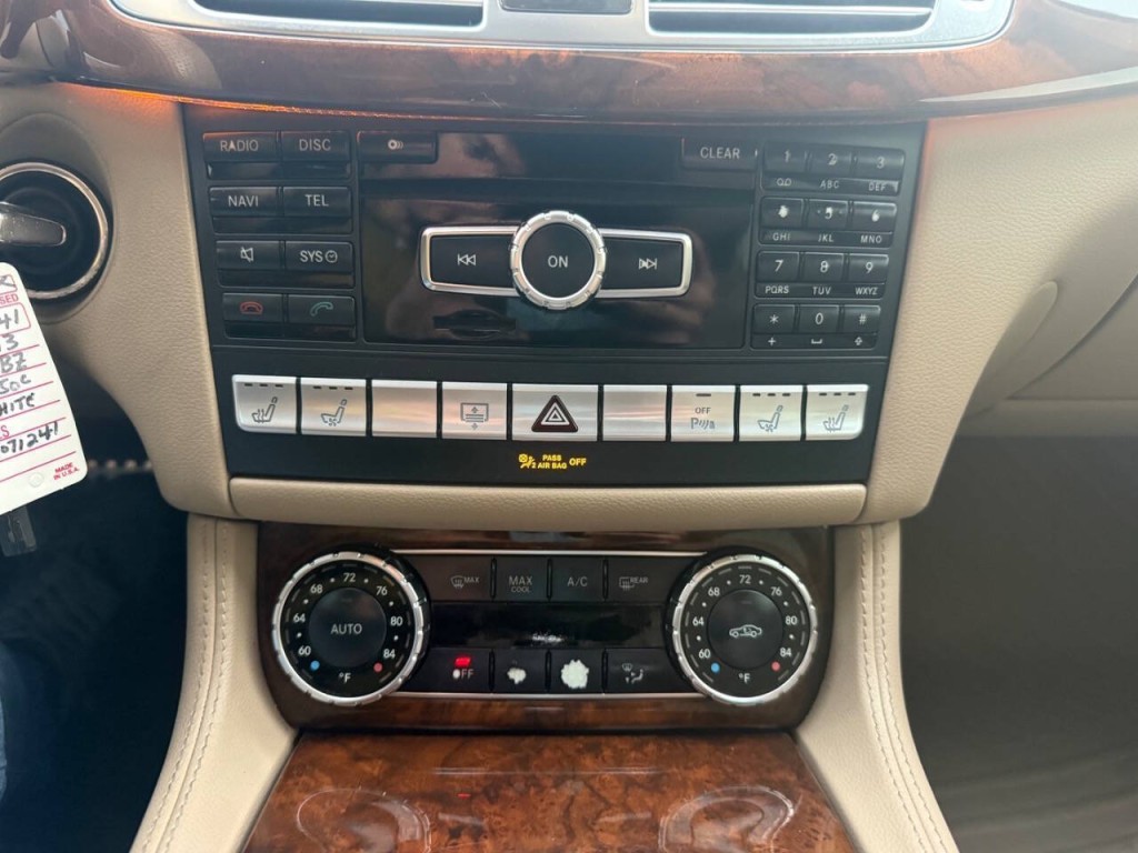 2013 Mercedes-Benz CLS-Class Image 16