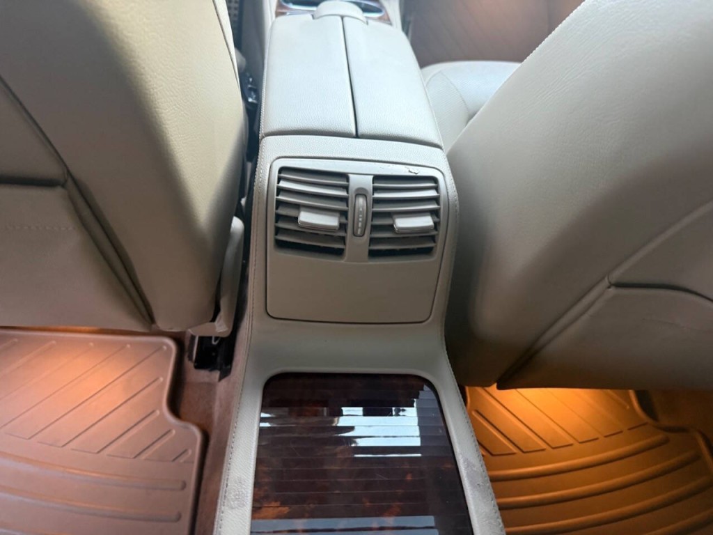 2013 Mercedes-Benz CLS-Class Image 24