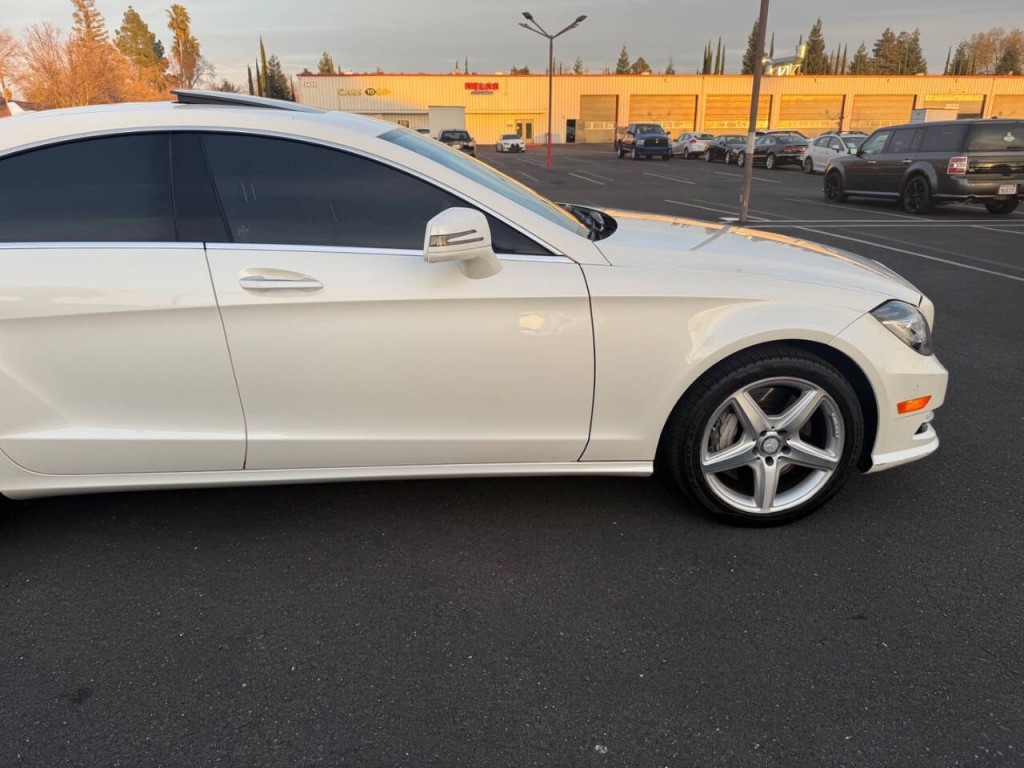 2013 Mercedes-Benz CLS-Class Image 35