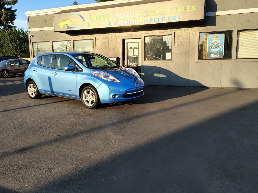 2011 Nissan Leaf Image 4