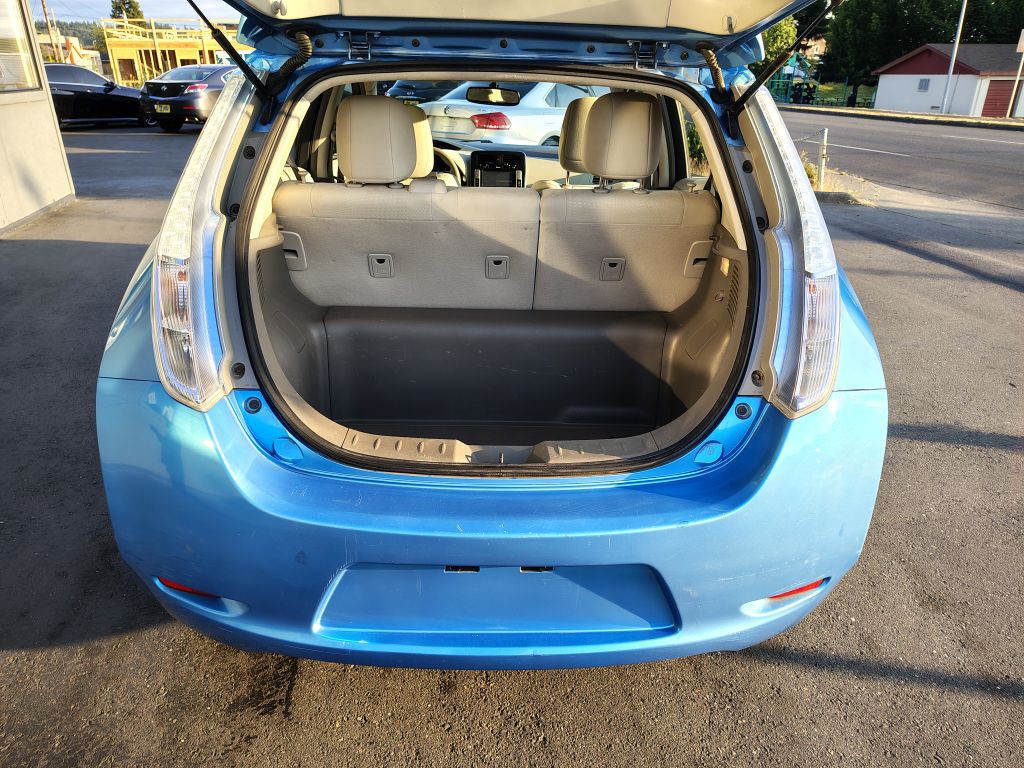 2011 Nissan Leaf Image 21