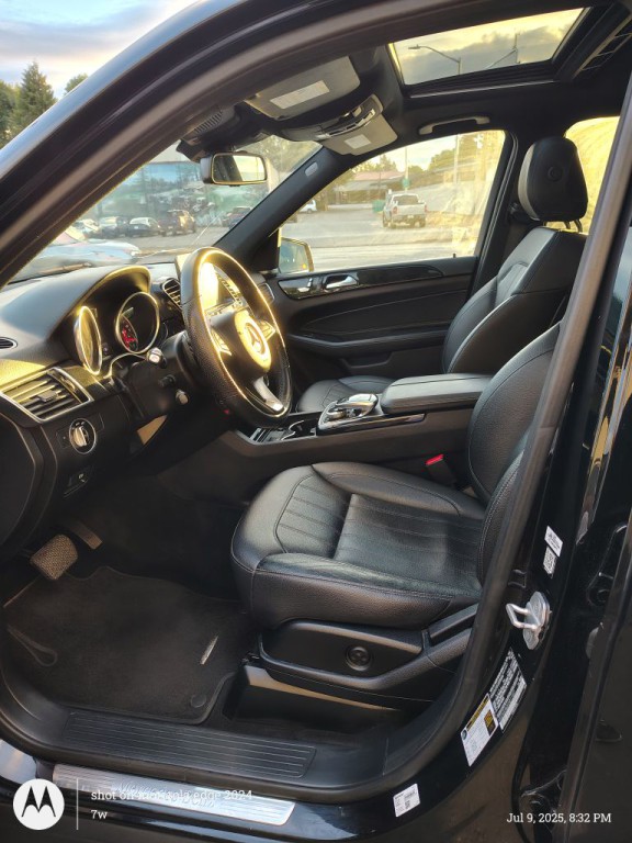 2016 Mercedes-Benz GLE-Class Image 3