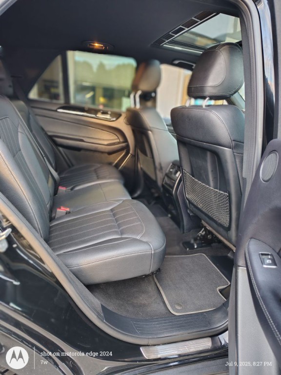 2016 Mercedes-Benz GLE-Class Image 8