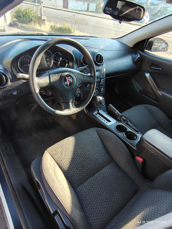 2008 Pontiac G6 Image 4