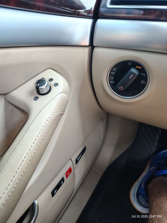 2008 Audi A8 Image 5