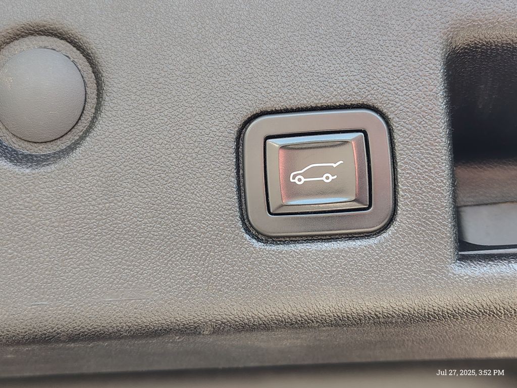 2018 Chevrolet Equinox Image 7
