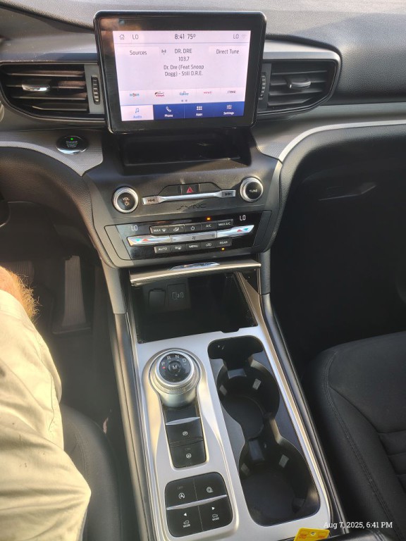 2020 Ford Explorer Image 15