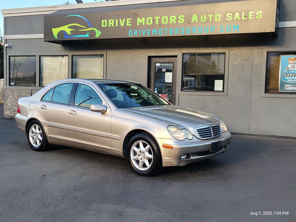 2002 Mercedes-Benz C-Class Image 1