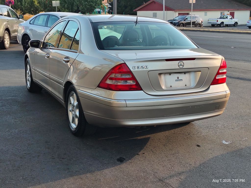 2002 Mercedes-Benz C-Class Image 13